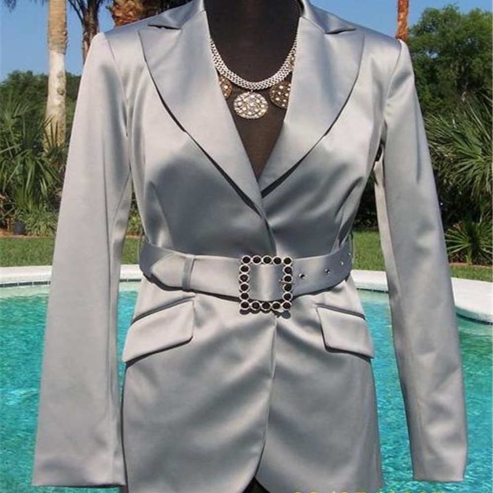 Cache Rhinestone Self-Belt Top Jacket Lined Satin - Picture 2 of 3